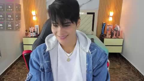 Karol and Luna online show from 09/23/25, 02:47