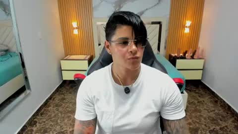 Karol and Luna online show from 04/22/26, 07:04