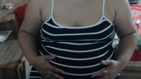 karolbb21 online show from 04/04/26, 12:13