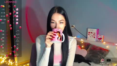 Kira online show from 09/20/25, 01:06