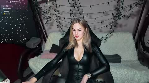 KarolinaHayes online show from 03/15/26, 04:57