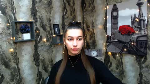 Karolina online show from 01/05/25, 07:07