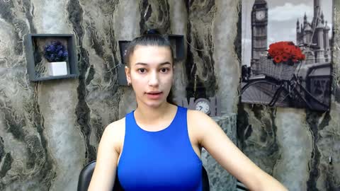 Karolina online show from 01/21/25, 07:04