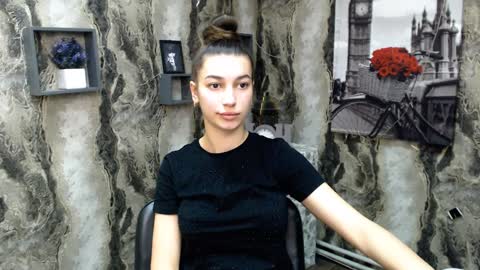 Karolina online show from 02/07/25, 09:58