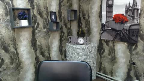 Karolina online show from 02/12/25, 07:02