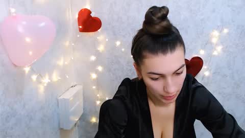 Karolina online show from 02/14/25, 09:56