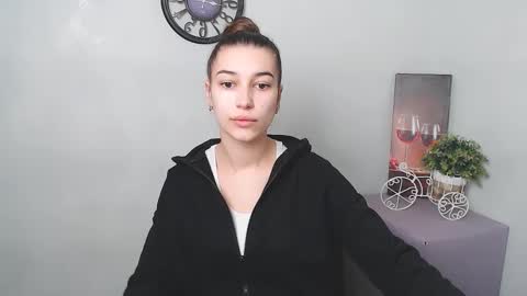 Karolina online show from 02/19/25, 06:55