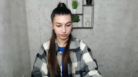 Karolina online show from 03/07/25, 06:57