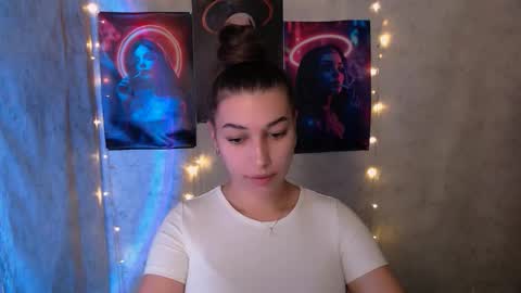 Karolina online show from 12/05/25, 06:44