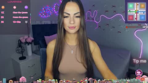 Karolina online show from 02/11/26, 06:07