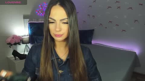 Snapshot of karolinasykes chatting on 06/08/26, 06:36 Karolina online show from 06/08/26, 06:36