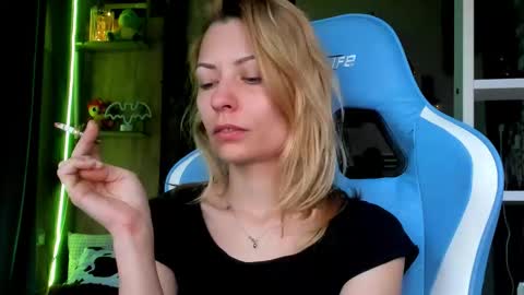 karoline121 online show from 03/23/26, 04:49