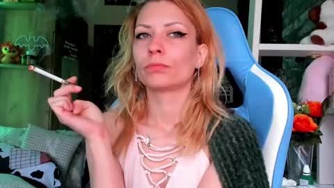 karoline121 online show from 03/28/26, 04:45