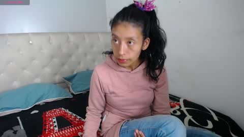Snapshot of karoline_66 chatting on 12/20/24, 03:25 Karoline 66 online show from 12/20/24, 03:25