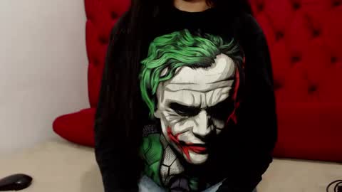 Isa online show from 02/12/25, 04:44