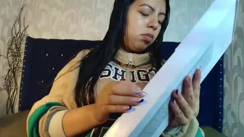 Isa online show from 02/15/26, 03:03