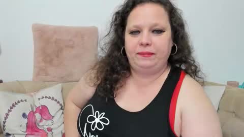 KarolineJoyy online show from 02/04/26, 11:42