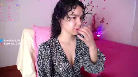 Karolina 3 online show from 10/27/25, 01:37