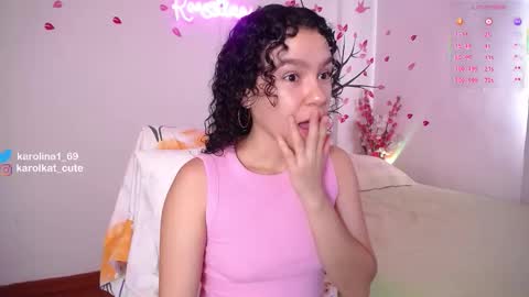 Karolina 3 online show from 11/04/25, 01:54