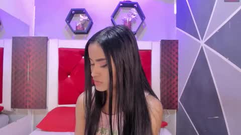 Karol online show from 12/01/25, 12:32