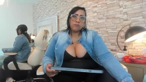 karolwestt online show from 10/07/25, 04:04