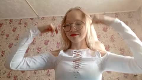 Sara online show from 02/26/26, 07:18