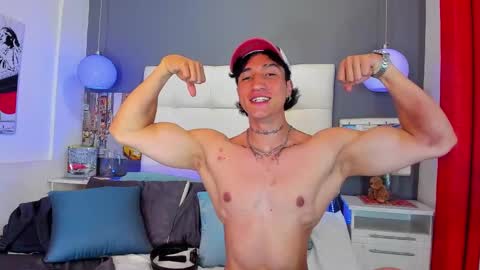 Snapshot of karybig3 chatting on 02/15/25, 07:27 ---Kary--- online show from 02/15/25, 07:27