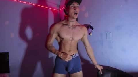 Snapshot of karybig3 chatting on 09/29/25, 06:40 ---Kary--- online show from 09/29/25, 06:40