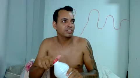 Tamires e Maicon online show from 03/11/25, 01:05