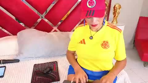 kasandra gomez online show from 07/07/26, 12:09