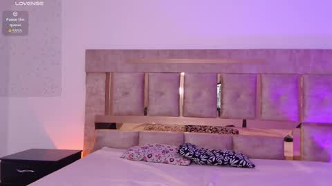 Snapshot of kasey___ chatting on 09/12/25, 05:40 kasey online show from 09/12/25, 05:40