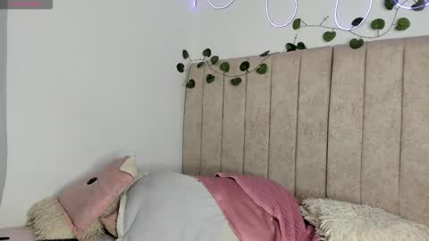           online show from 01/06/26, 08:12