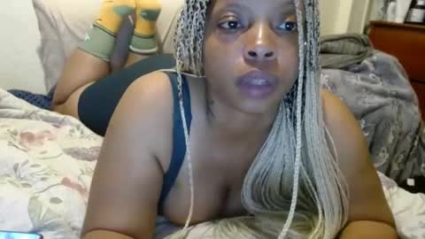 Snapshot of kashmoniy chatting on 02/14/25, 09:45 kashmoniy online show from 02/14/25, 09:45