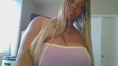 Snapshot of kashmoniy chatting on 03/05/25, 04:02 kashmoniy online show from 03/05/25, 04:02
