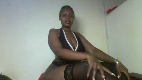 Snapshot of kashy_ chatting on 06/22/26, 05:43 kashy_ online show from 06/22/26, 05:43