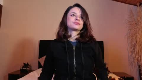kassandra james online show from 04/06/26, 12:50