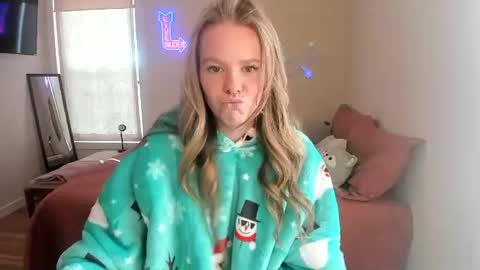 Kitty Kat online show from 12/01/24, 09:48