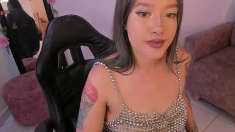 Alicia online show from 04/18/26, 07:58