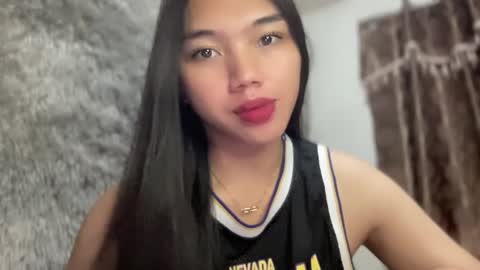 Snapshot of kat_hollandx chatting on 01/21/25, 12:39 Majesty online show from 01/21/25, 12:39