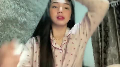 Snapshot of kat_hollandx chatting on 01/22/25, 11:56 Majesty online show from 01/22/25, 11:56