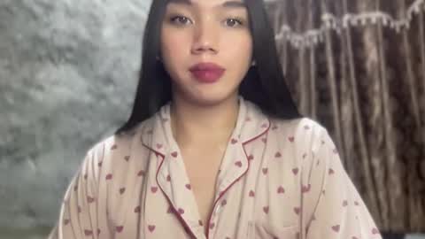Snapshot of kat_hollandx chatting on 01/31/25, 11:03 Majesty online show from 01/31/25, 11:03