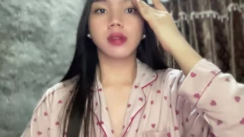 Snapshot of kat_hollandx chatting on 02/01/25, 11:54 Majesty online show from 02/01/25, 11:54