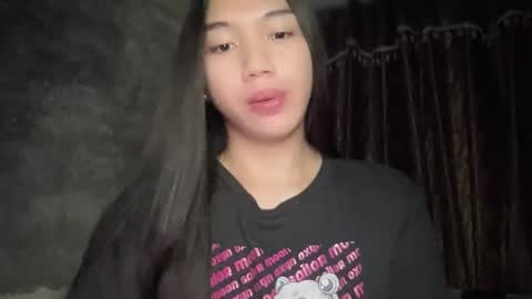 Snapshot of kat_hollandx chatting on 02/02/25, 11:40 Majesty online show from 02/02/25, 11:40