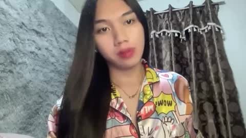 Snapshot of kat_hollandx chatting on 02/08/25, 12:39 Majesty online show from 02/08/25, 12:39