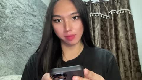 Snapshot of kat_hollandx chatting on 03/01/25, 03:16 Majesty online show from 03/01/25, 03:16