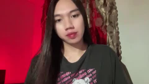 Snapshot of kat_hollandx chatting on 09/14/25, 03:33 Majesty online show from 09/14/25, 03:33