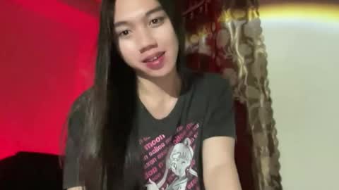 Snapshot of kat_hollandx chatting on 09/18/25, 05:04 Majesty online show from 09/18/25, 05:04