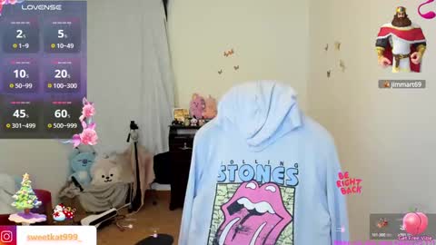 Kat       online show from 12/03/24, 10:18