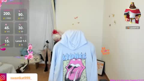 Kat       online show from 02/06/25, 06:46