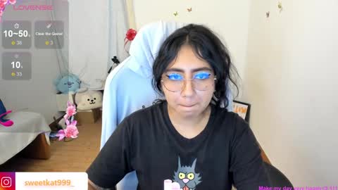 Kat       online show from 02/15/25, 07:17